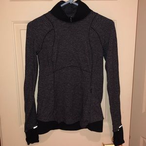 Lululemon Quarter ZIP - Size 8
